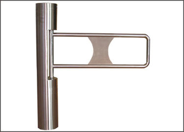 Waist height pedestrian swing turnstile